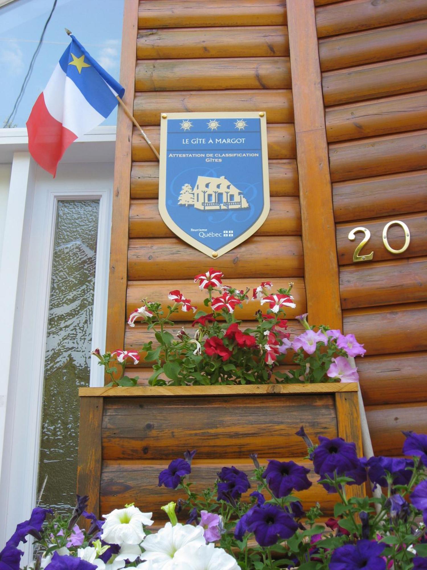 Le Gite A Margot Bromont Extérieur photo